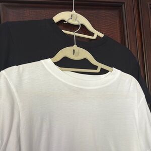 AYR Women's Short Sleeve Tees - Black and White